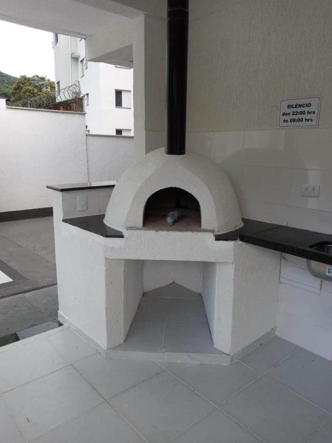 Apartamento Novo , Poucos Metros Da Praia Com Wi Fi อูบาตูบา ภายนอก รูปภาพ